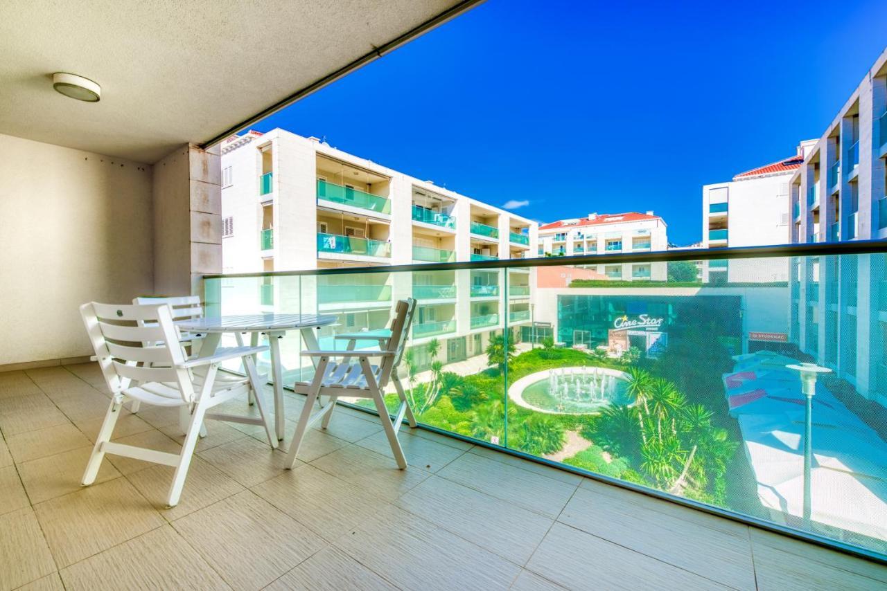 Apartments Dvori Lapad 2 Direct Sea View Dubrovnik Exteriör bild