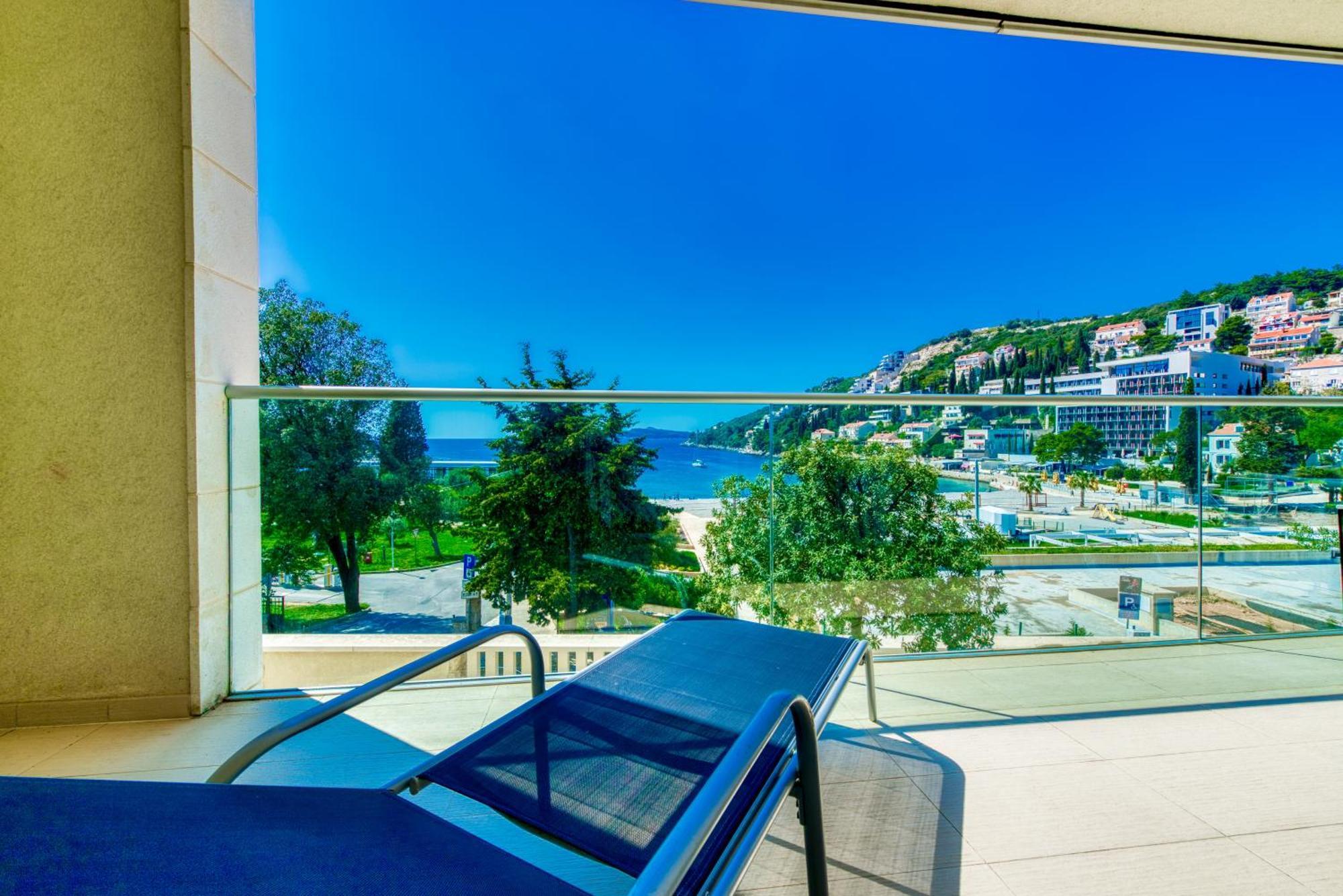 Apartments Dvori Lapad 2 Direct Sea View Dubrovnik Exteriör bild